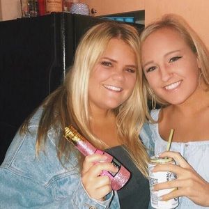 Meet your Posher, Eliza